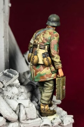 Fallshirmjager paramedic - 1944